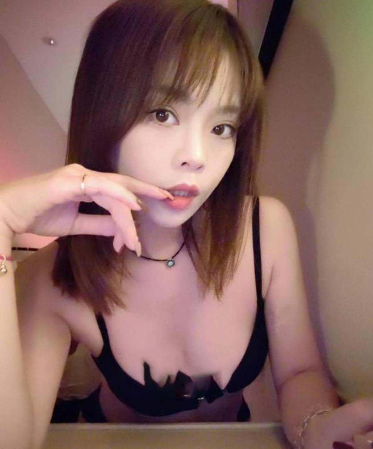 情趣长腿骚女活好有征服感