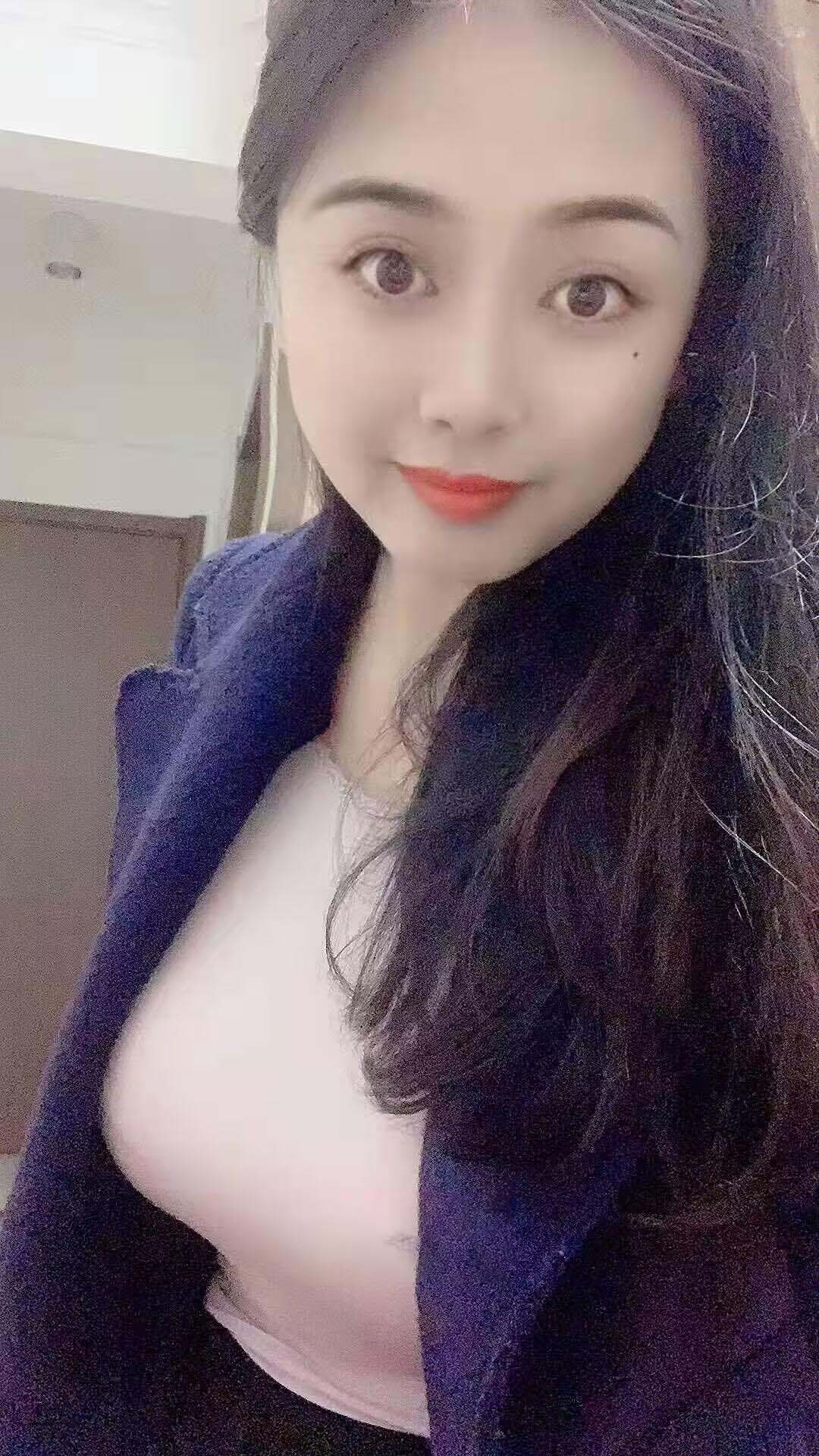 性感白嫩水多乖巧邻家妹妹公寓兼职