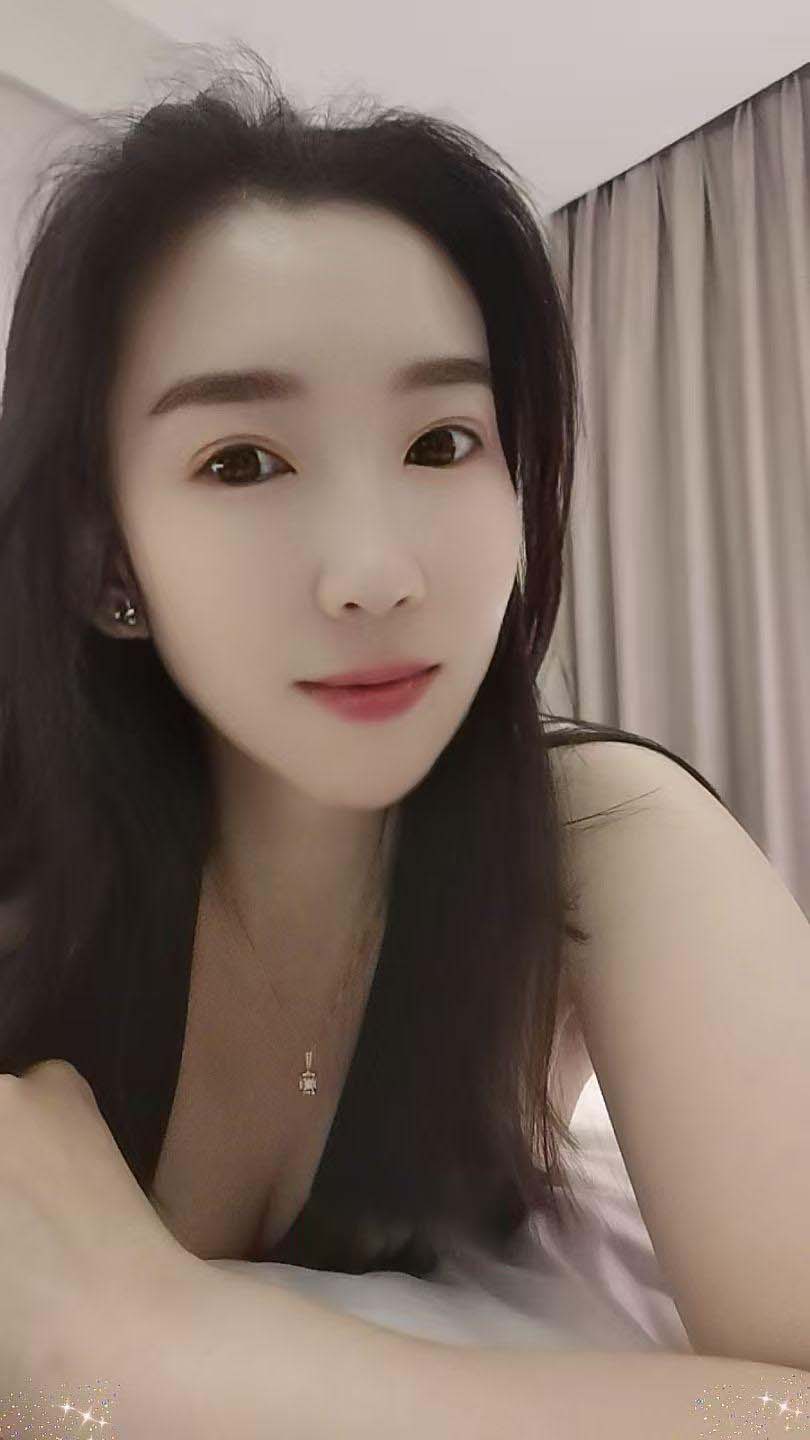 美腿少妇