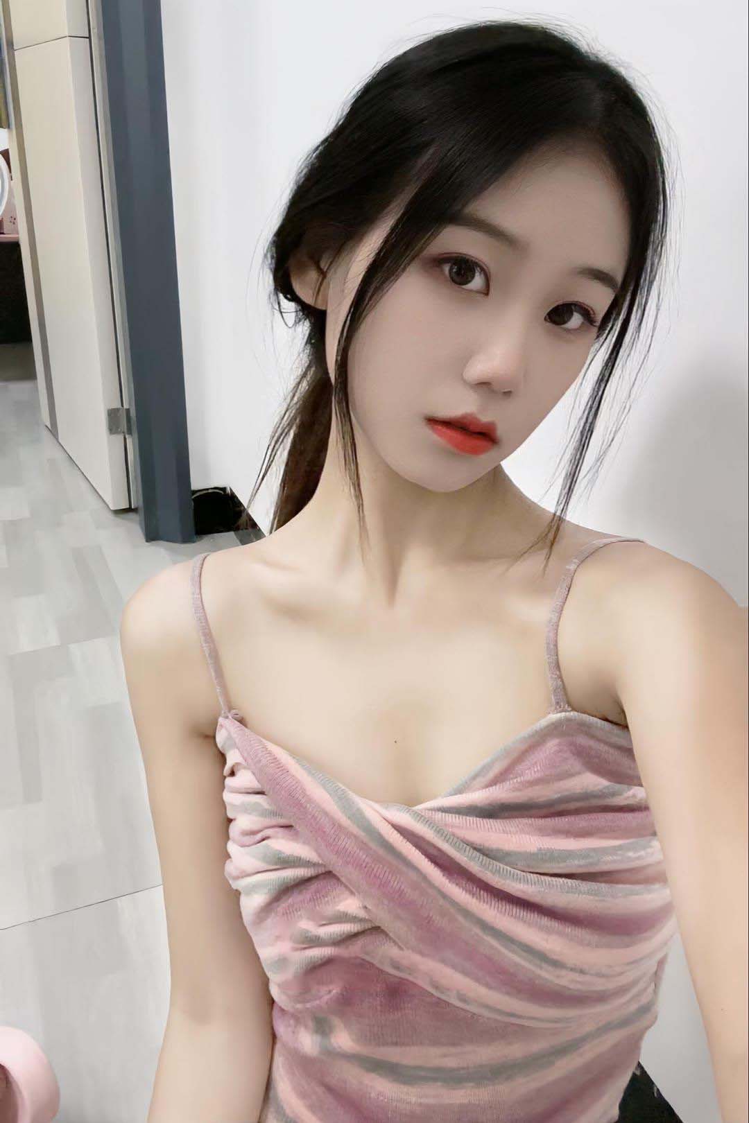 深圳纯欲性感制服诱惑
