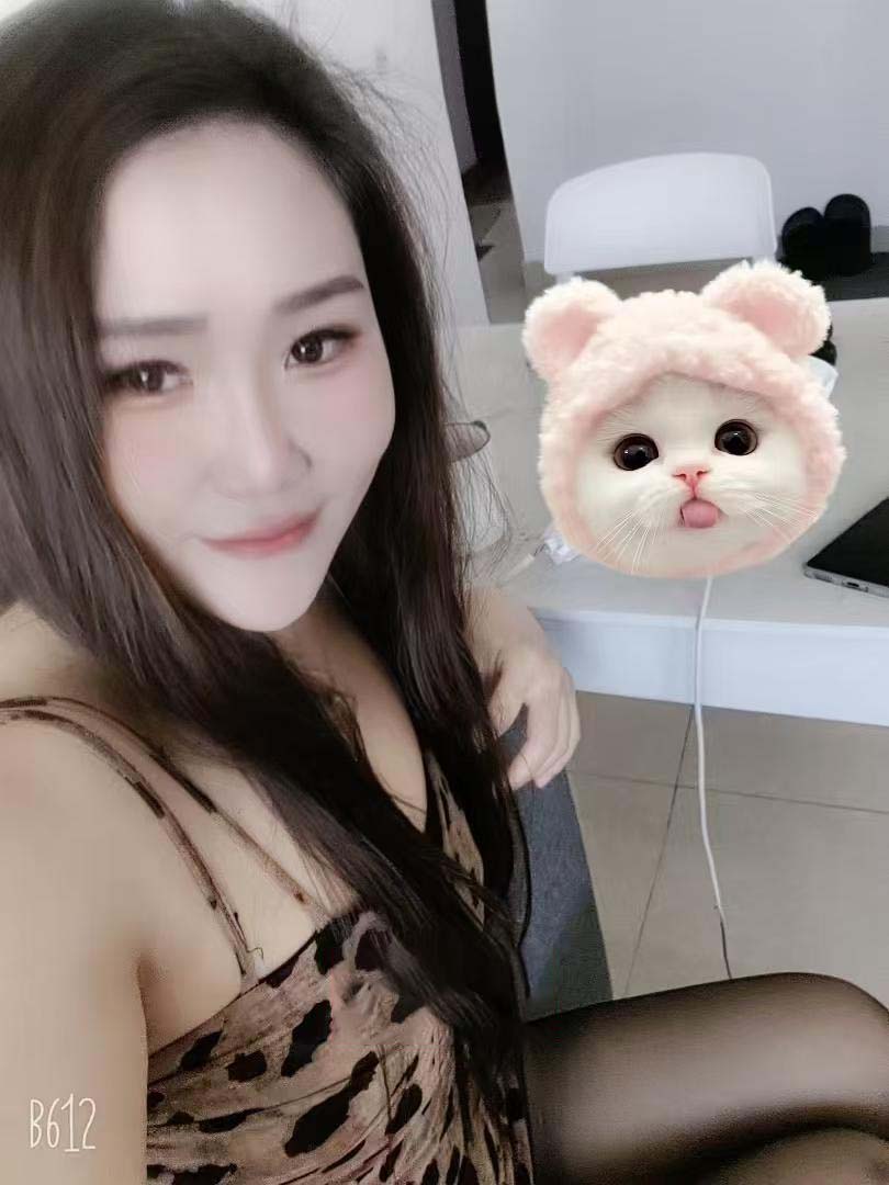 小尺新人小姐姐
