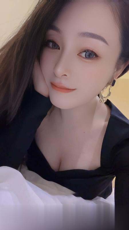 高跟黑丝女王