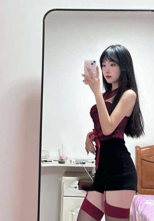 新鲜小嫩B迷人粉鲍