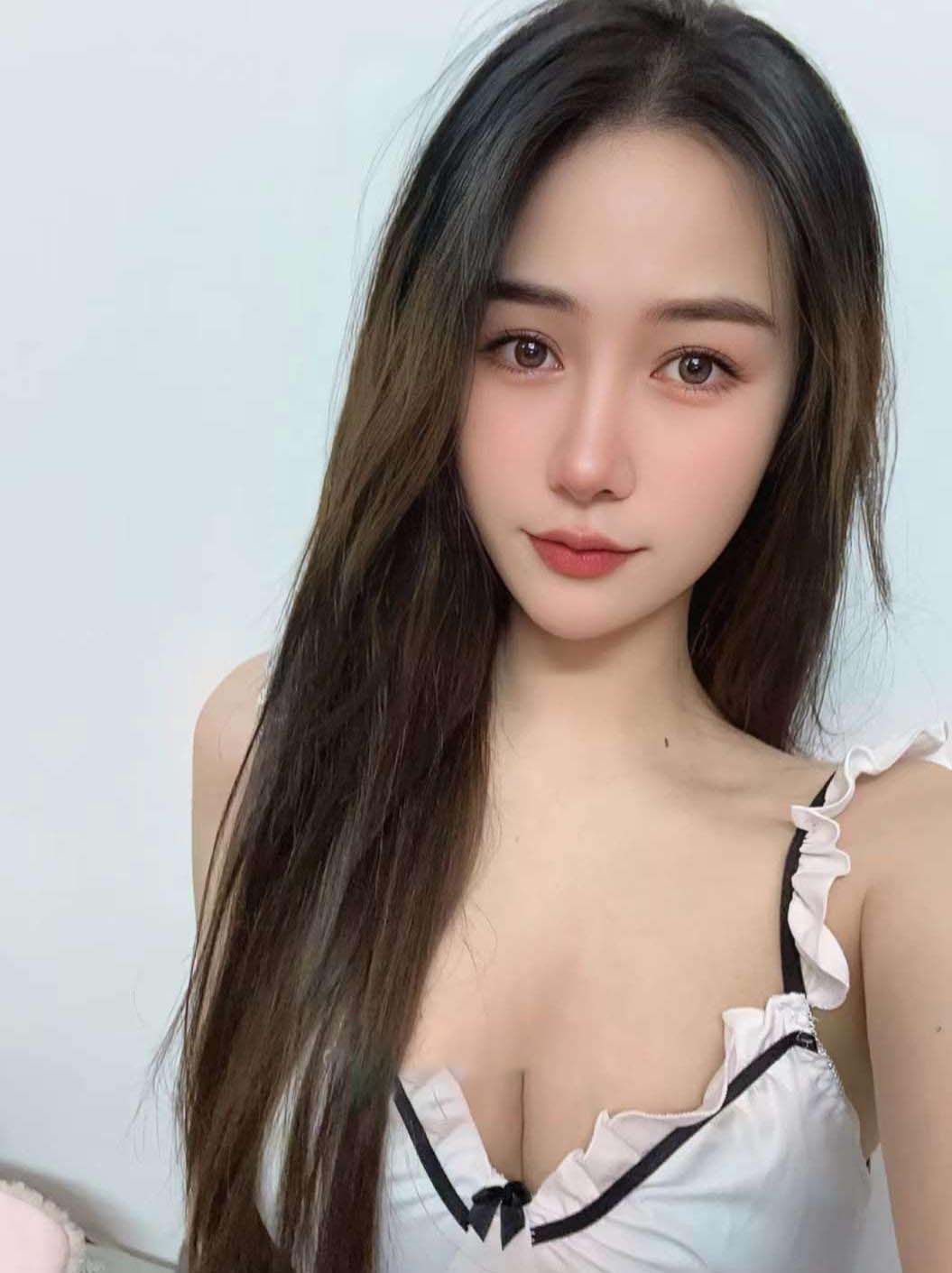 勾魂骚逼少妇