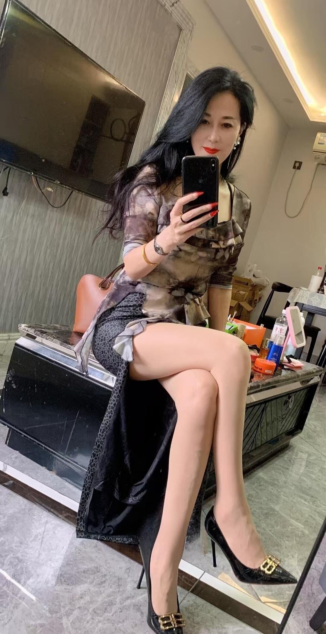 韵味御姐制服诱人口活一流