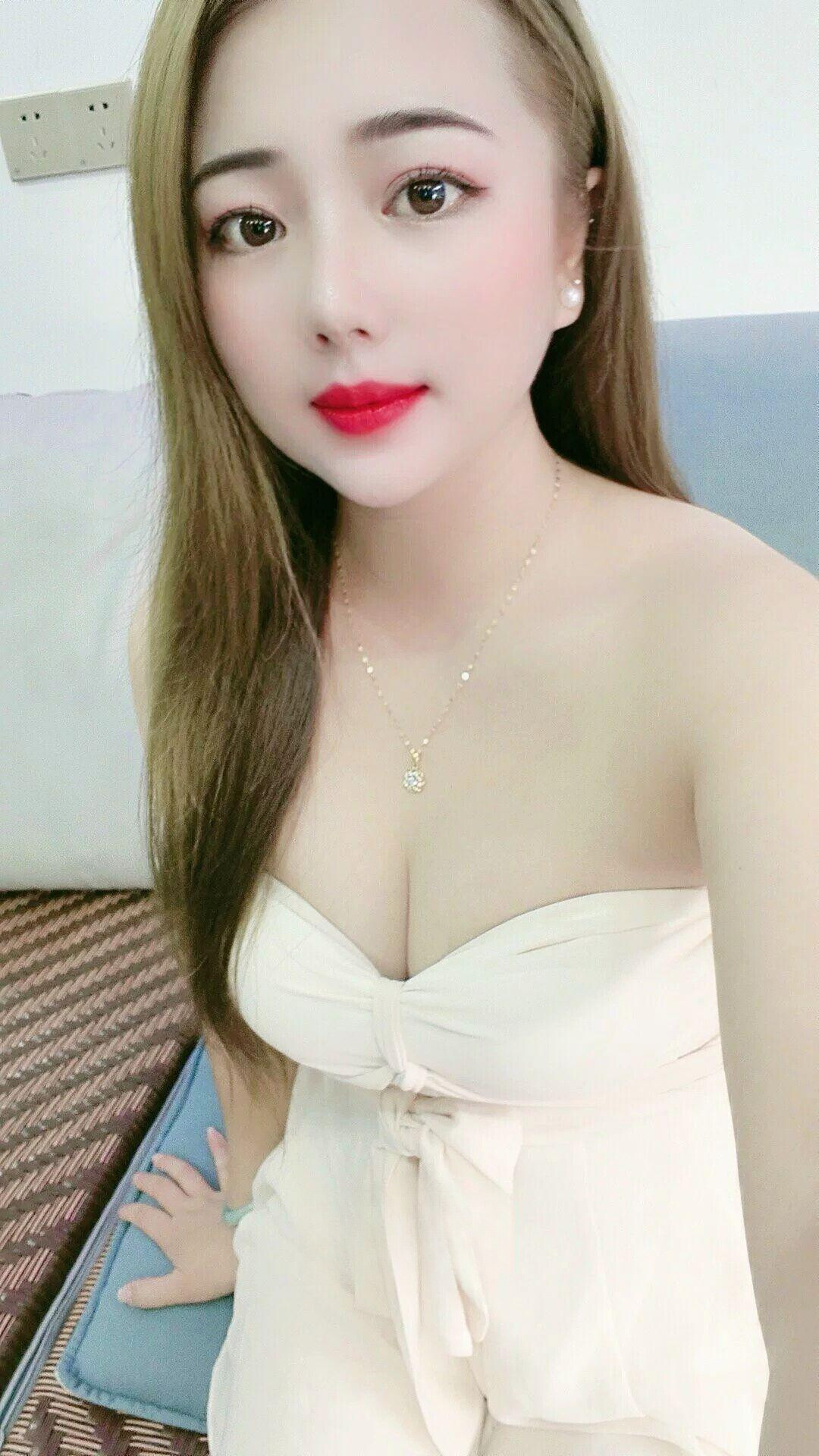 性价比超高妹子