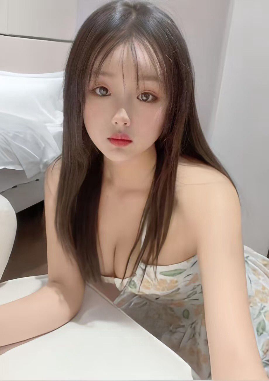 南山白嫩纯欲小仙女