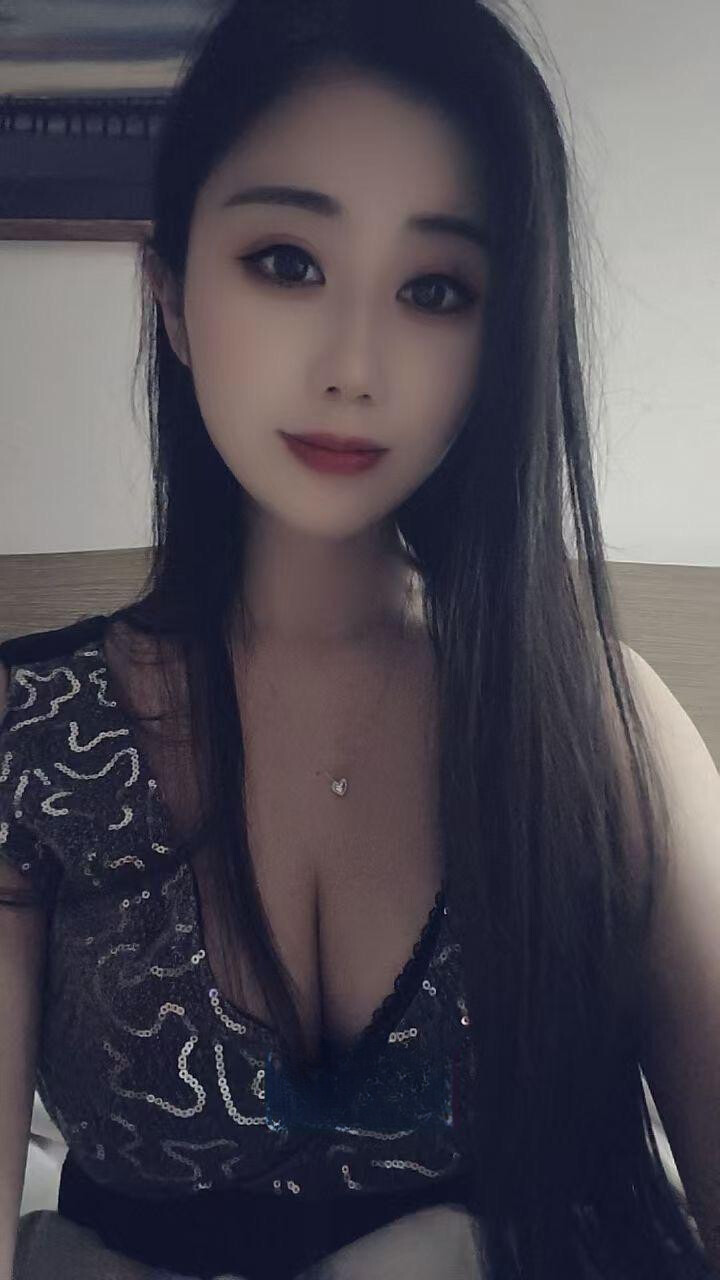 滨江小女人