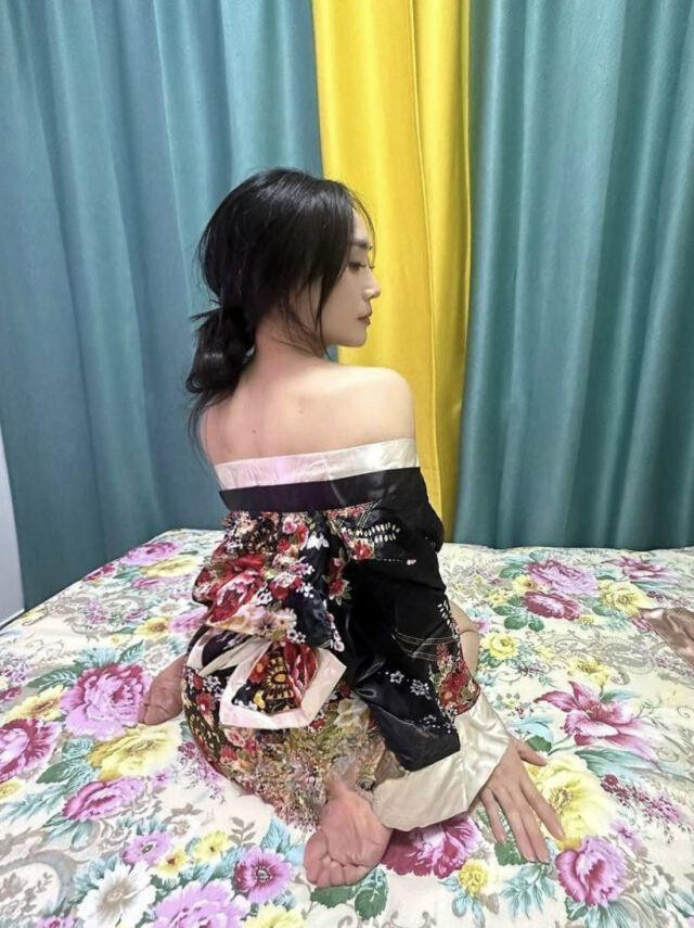 长腿性感御姐