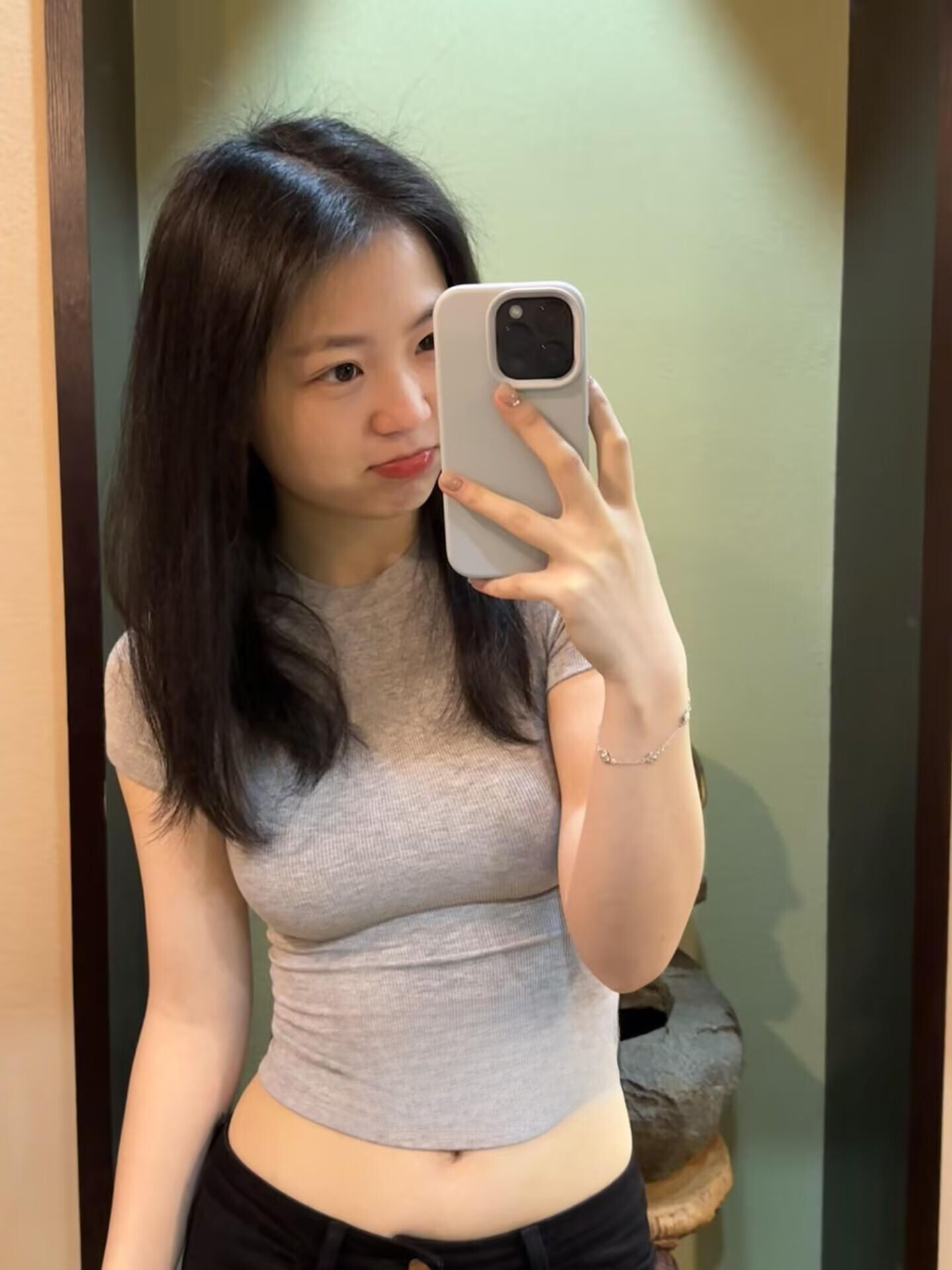 骚身材带劲的小妹