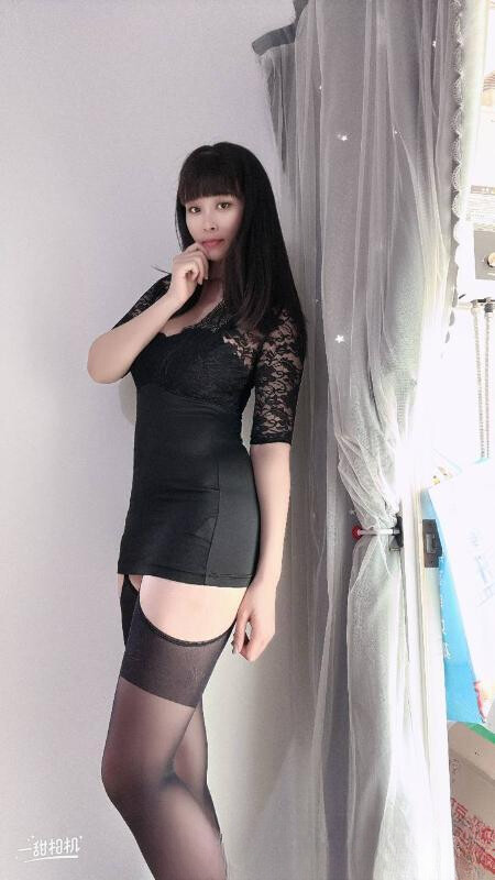 风骚肥臀妹子