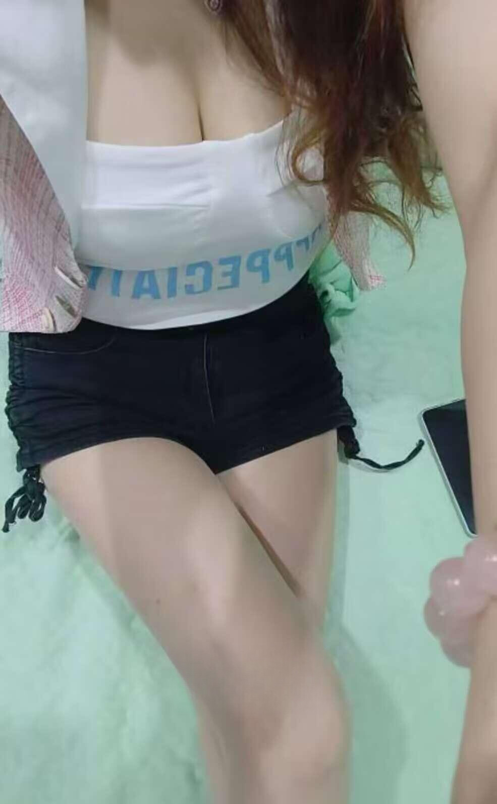 海曙白嫩小表妹