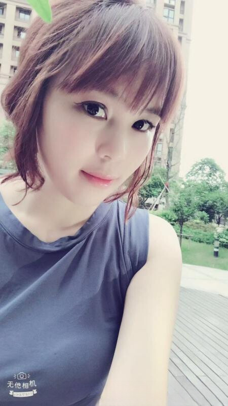 喷潮小骚妇七喜