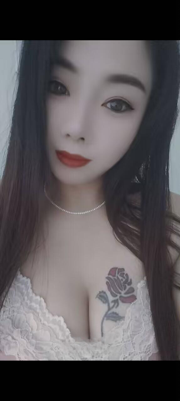 性感粉嫩身材非常棒的老师
