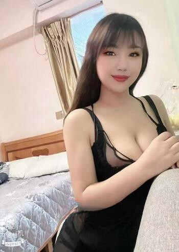 黑丝制服丝袜诱惑思思