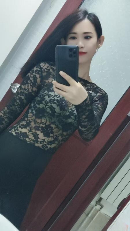 苗条活好骚妇