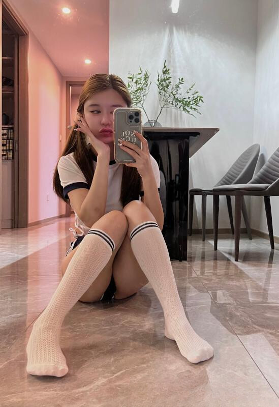 杭州甜美嫩妹