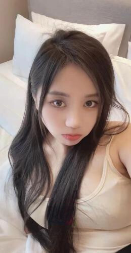 性感大长腿翘臀小骚货