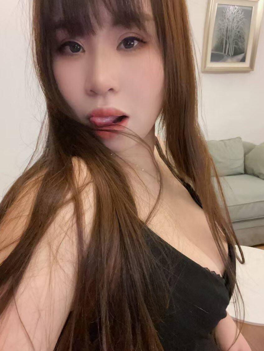 王家塆大奶少妇