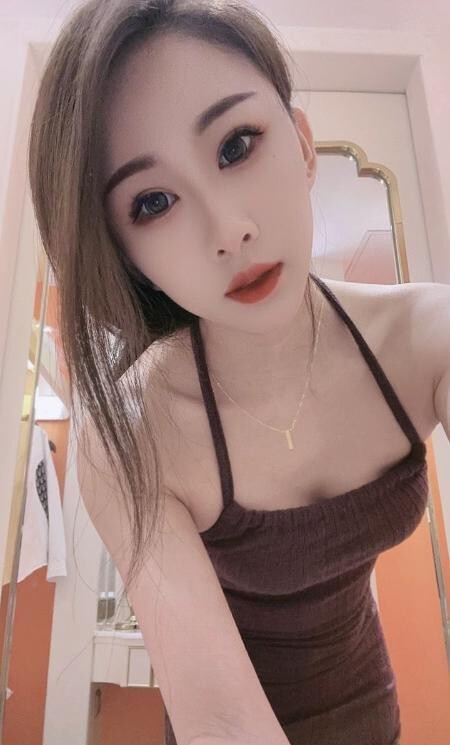 上城东站性感小狐狸