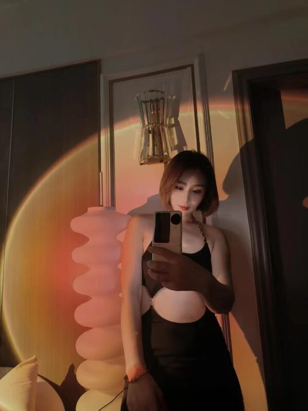 海珠区肥臀短发御姐