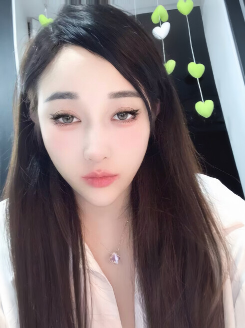 浦东丰盈胸大的丢丢