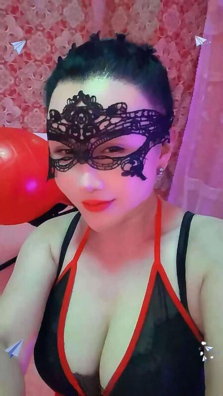 小巧玲珑型轻熟女