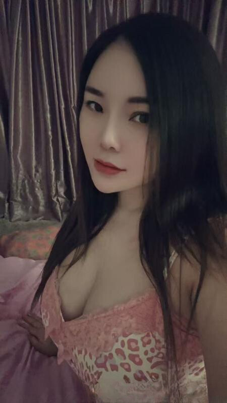 中山石歧大胸妹