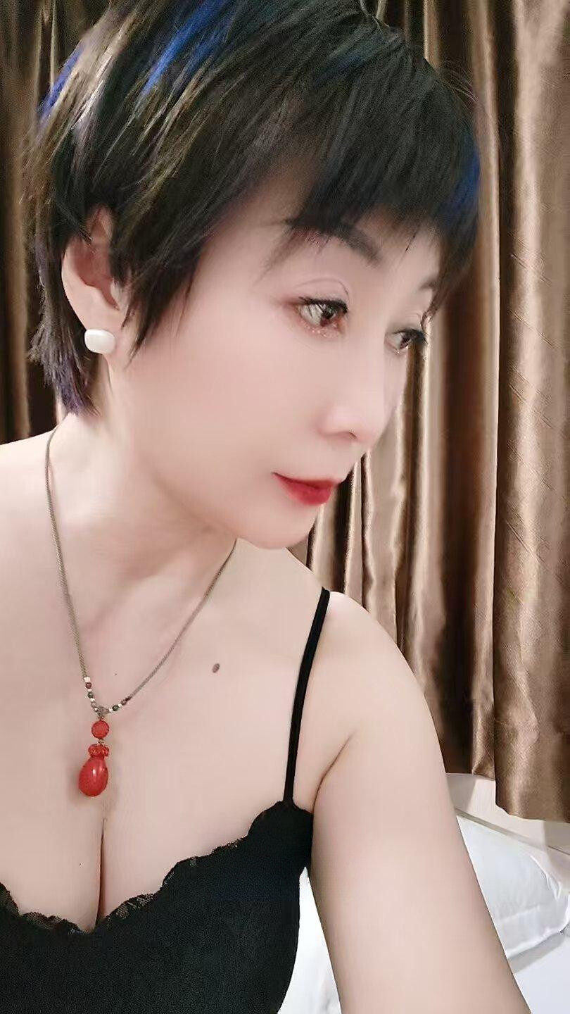 极品风骚小少妇