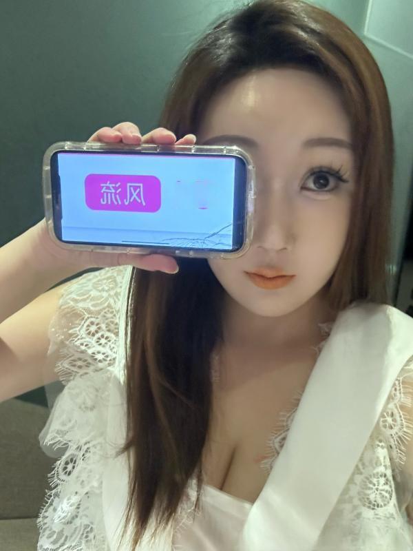 江门市大胸妹梦狸