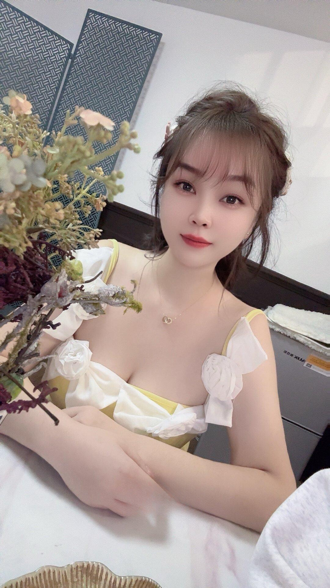 丰满沐沐御姐