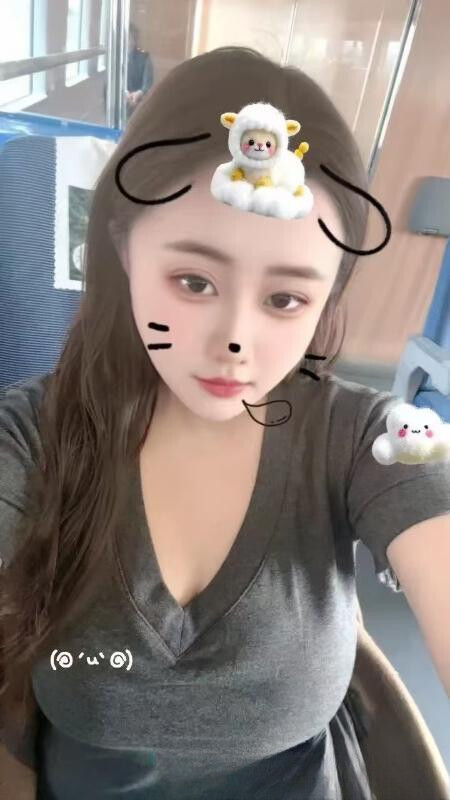 大波嫩妹静静