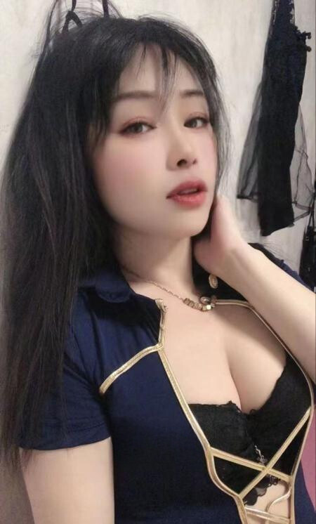风韵大奶御姐制服诱惑