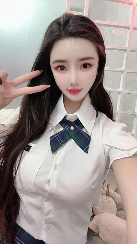 舌吻御姐七夏老师