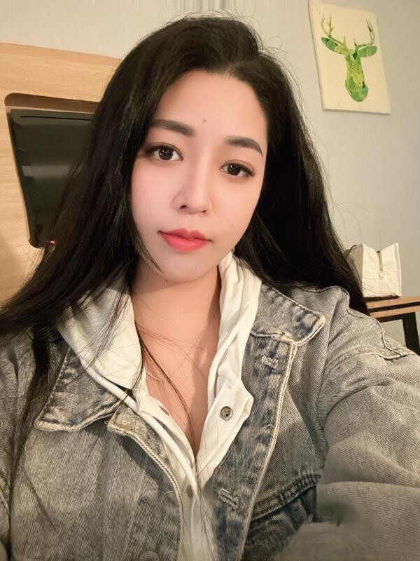大长腿丰满梓琪口活好