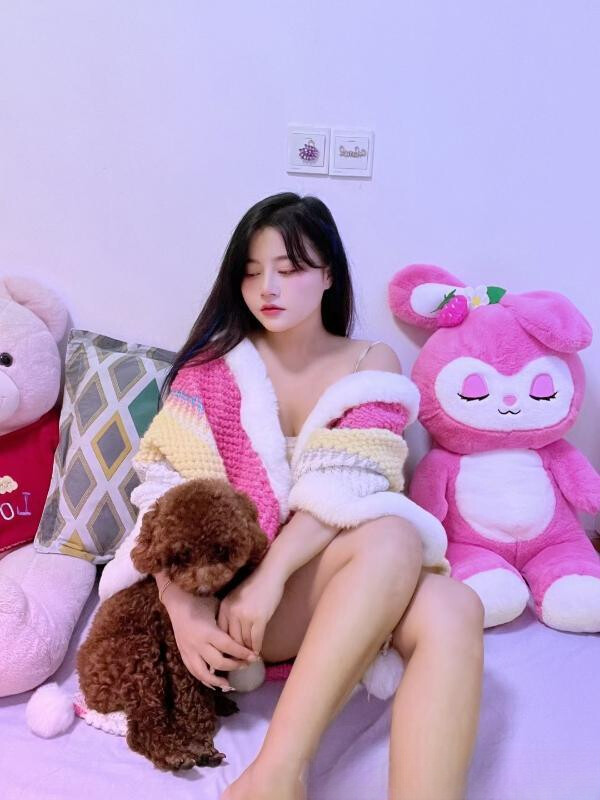 二刷虹口C胸制服丽丽