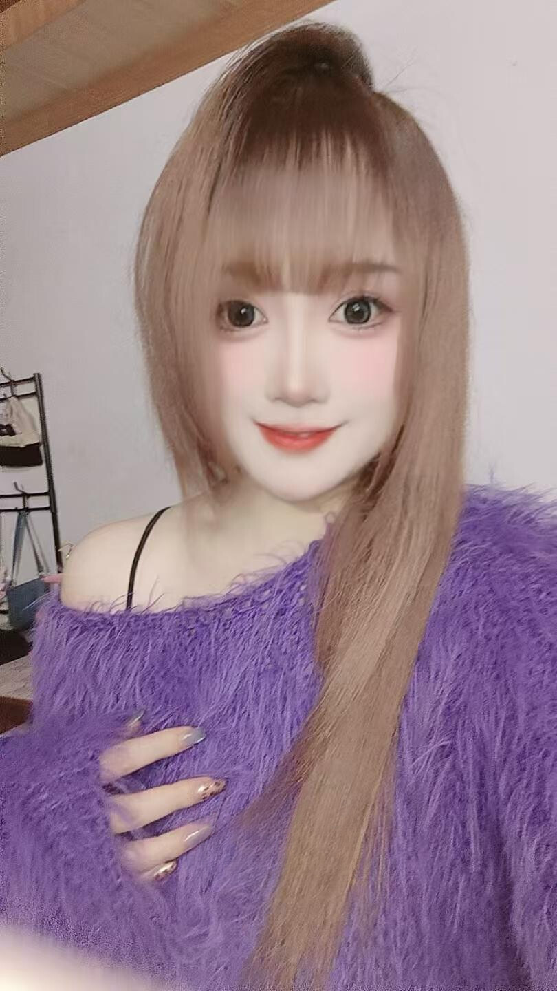 小婷开心果.颜值,身材超级棒.