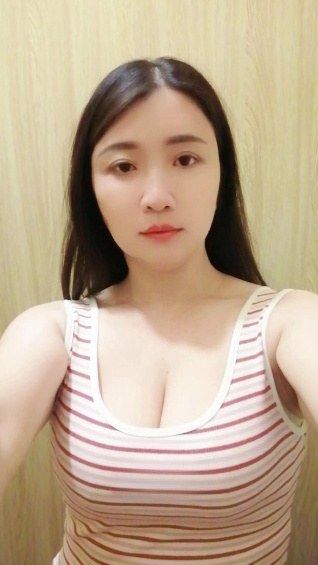西安辣妹火欲上身