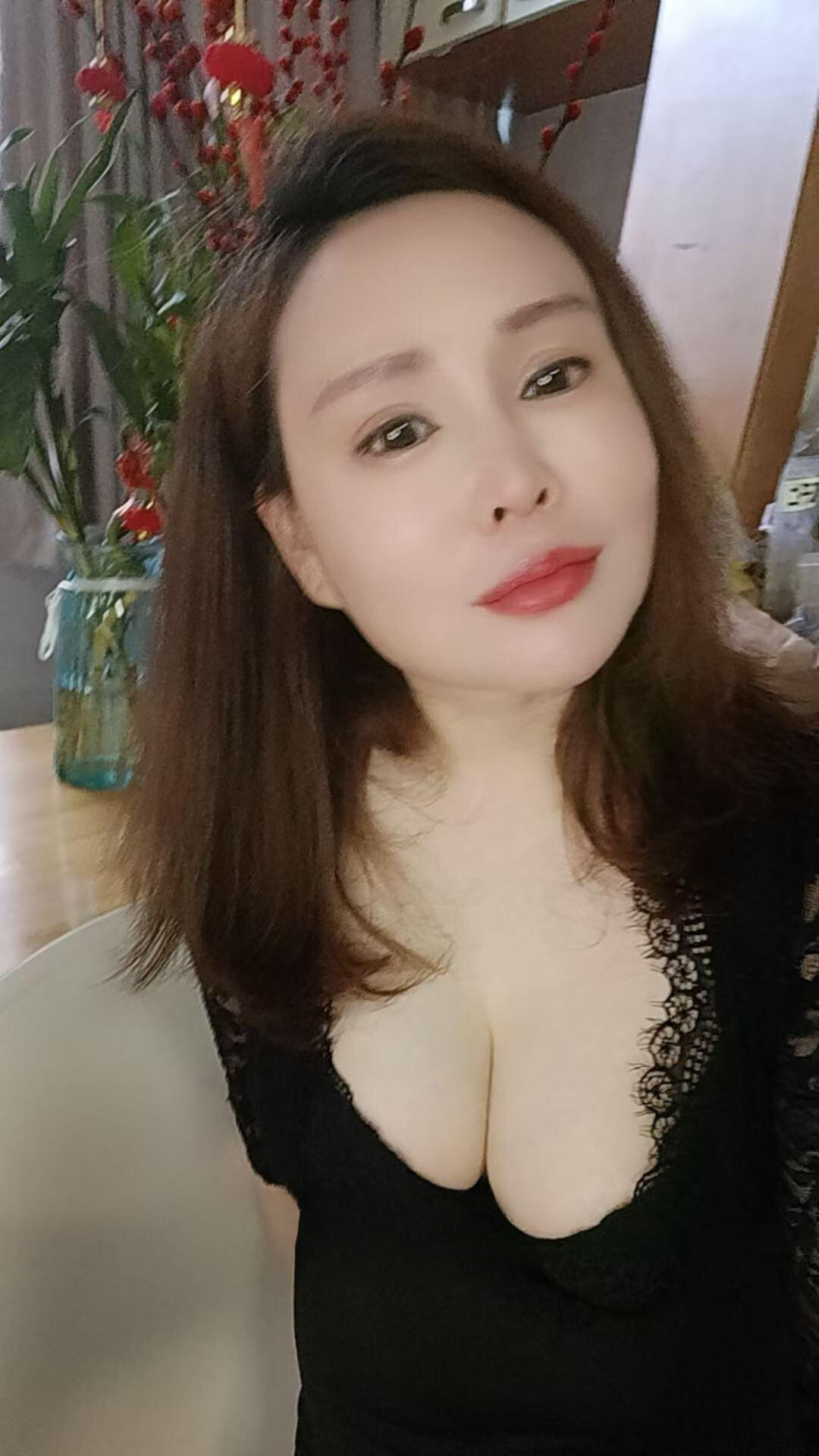 黄浦骚妇果果