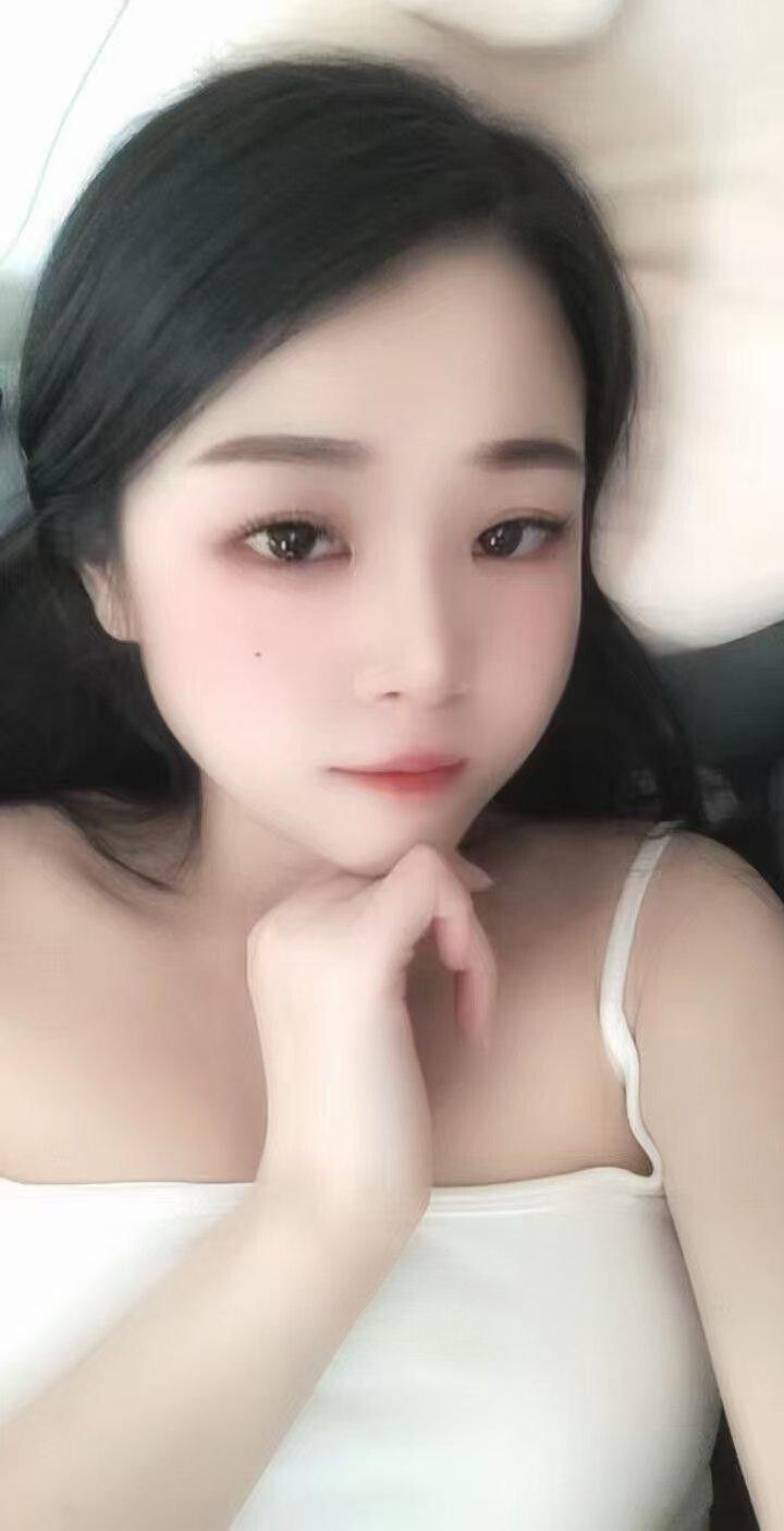 年轻骚气小妖精身材火辣服务好