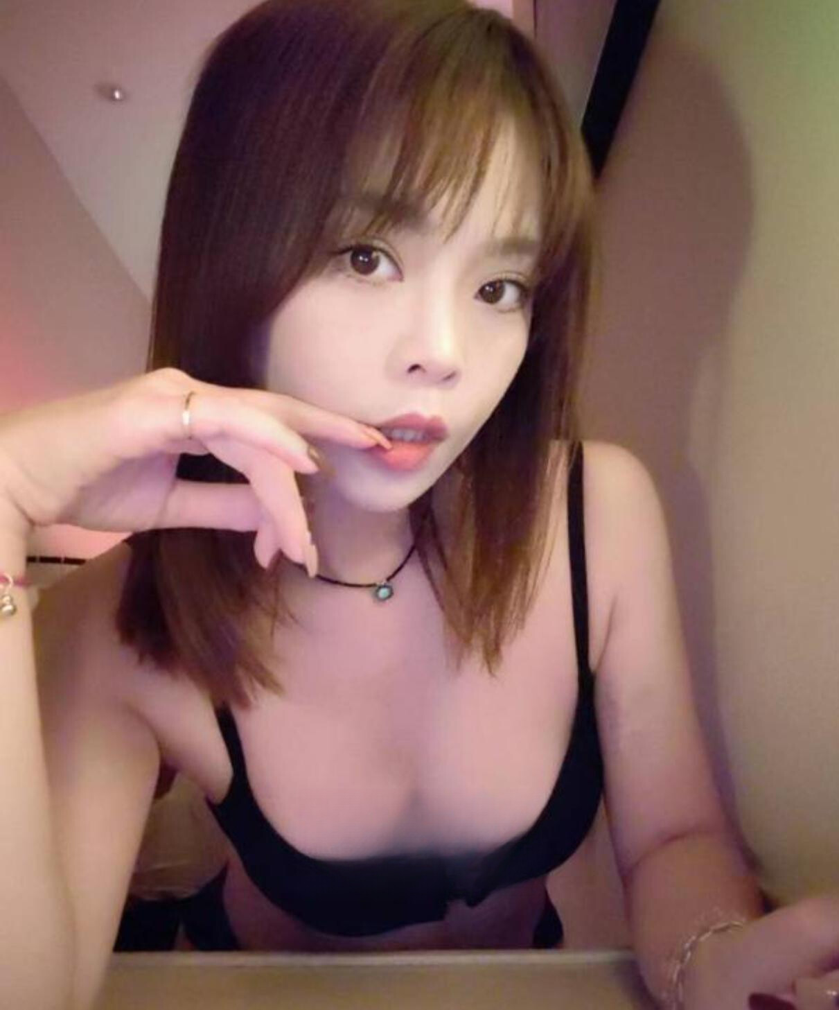 居家情趣良家骚货