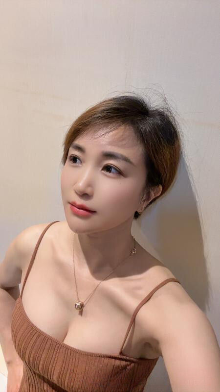余杭短发御姐