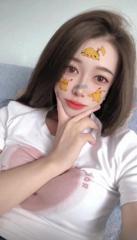 大东后门女孩