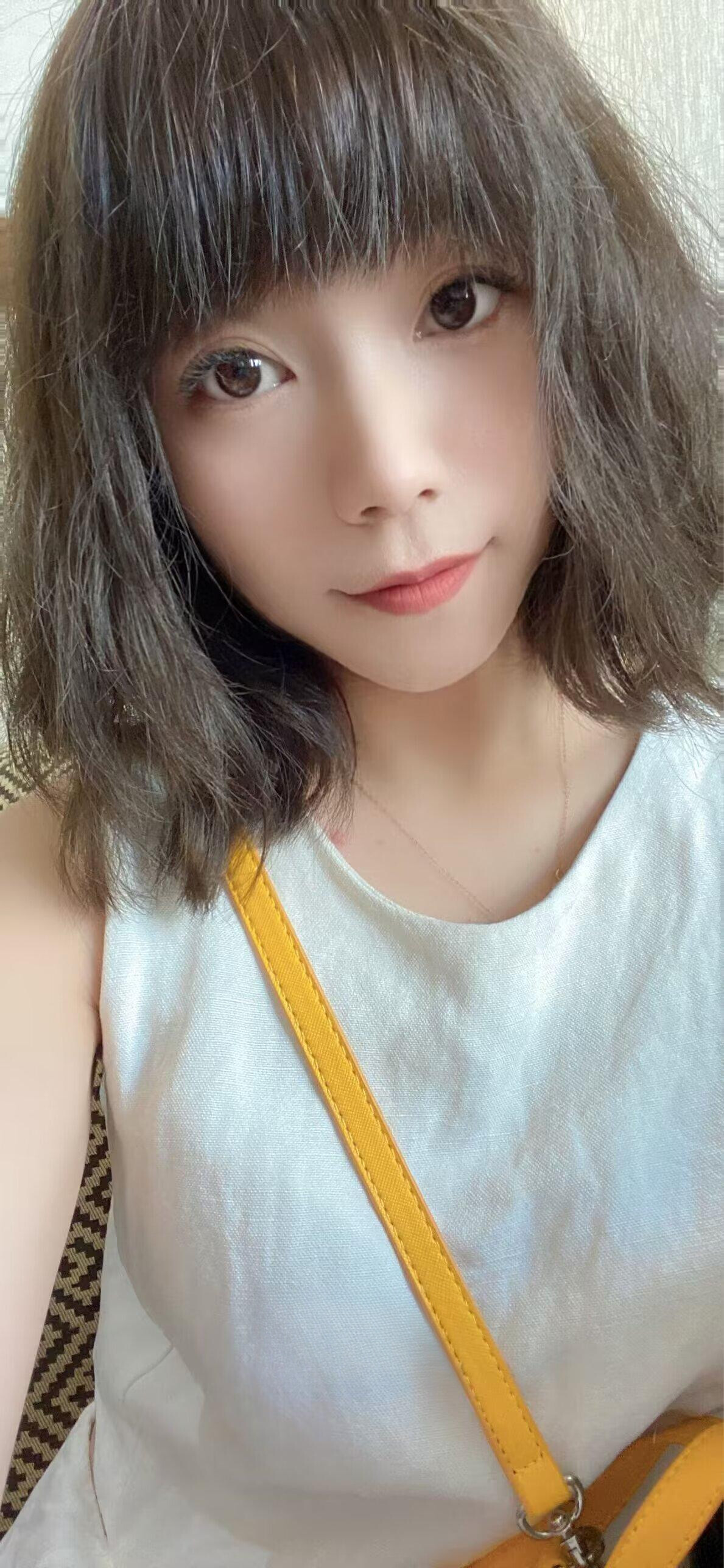 清纯稚嫩颜值小妹仔