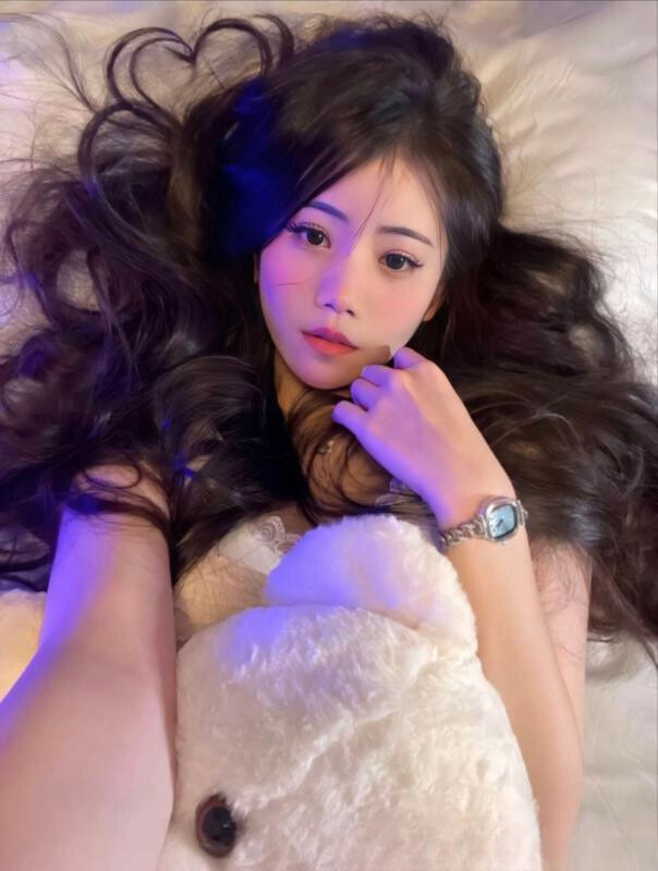 长腿细腰嫩妹