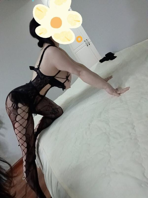 天心区巨乳少妇