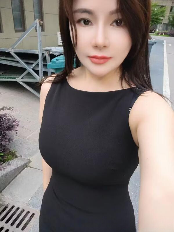萧山软胸妹