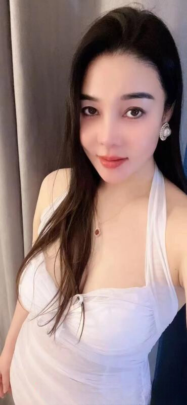 三刷服务系骚女小如