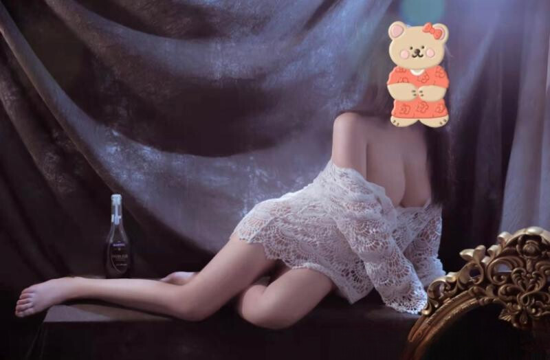 大胸大屁股少妇