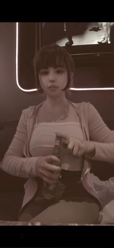 铁心桥大奶嫩妹